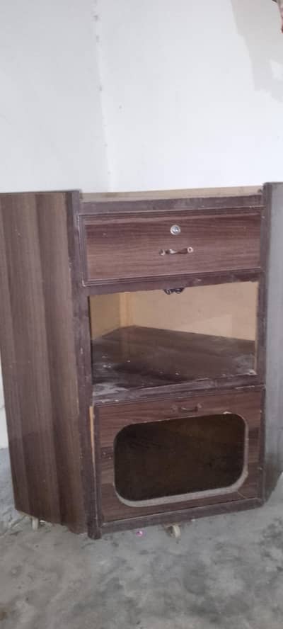 Beautiful new condition large size corner wooden Tv Trolly for sale.