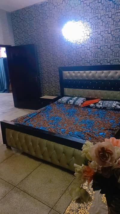 bachelors mail &female executive