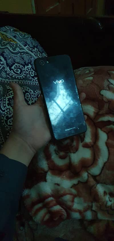 vivo y83