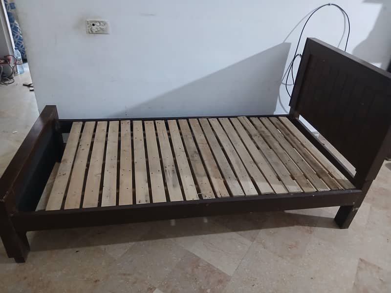 single stylish bed 6
