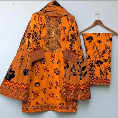3 Pcs Women's Stitched Lawn Printed Suit