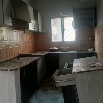 Centrally Located Prime Location Flat Available In Gulistan-E-Jauhar - Block 13 For Rent