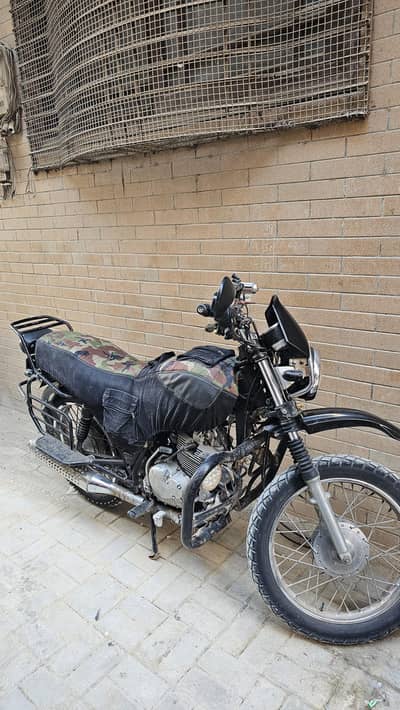 Suzuki GS 150 2011/2012, Low Millage