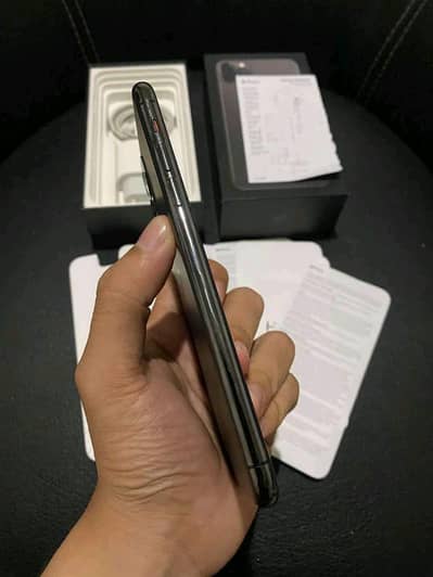 iPhone 11 pro max 256 GB full box PTA approved 03220801966