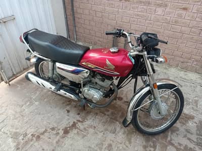 Honda CG 125 Special Edition chrome & red available for sale