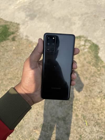 S20 plus 12/128 120hz display gaming fon