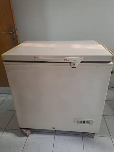 dawlance Chest Freezer Model No.  DF-300P