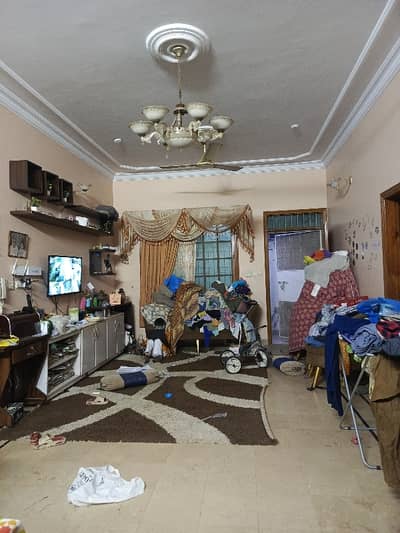 400 Yards Bungalow For Sale Prime Location