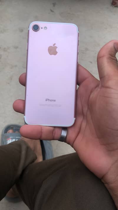Apple iPhone 7