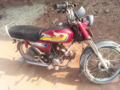 Dhoom motorcycle CD70 (03002749688)