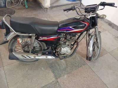 Honda 125 black