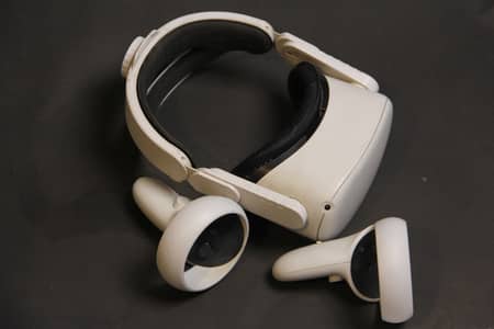 Meta Quest 2 128GB VR Headset