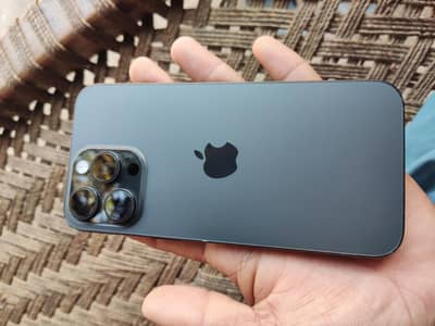 Iphone 15 pro max factory unlock