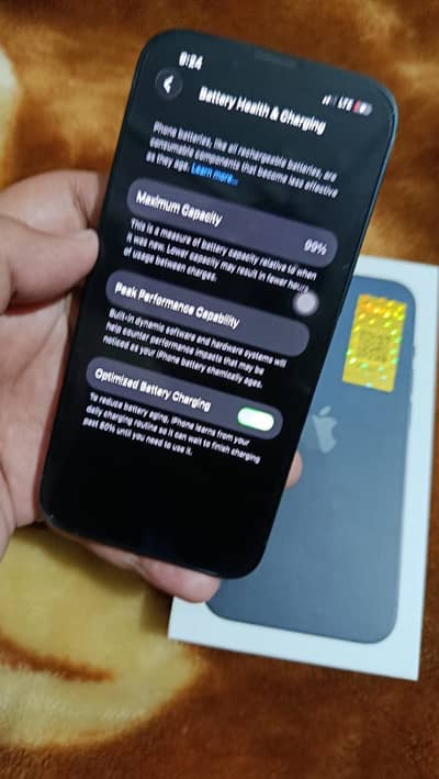 Apple iPhone 13 – Excellent Condition – 5 Months Warranty Remaininge