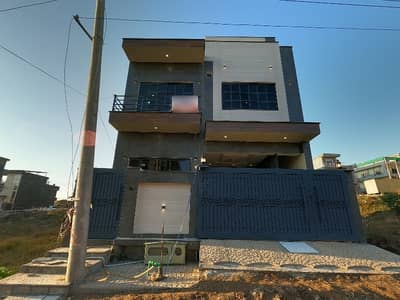 On Excellent Location Sale The Ideally Located House For An Incredible Price Of Pkr Rs. 55000000