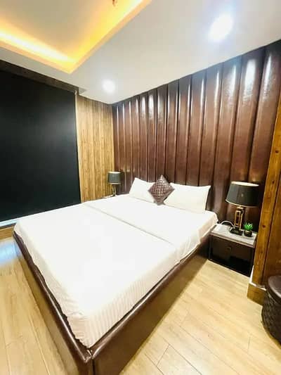 10 Marla House Available For Rent In Jasmine Block Sector C Bahria Town Lahore