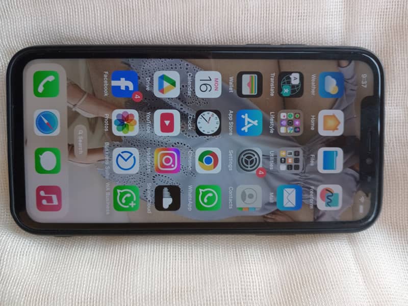 Apple iPhone X 0