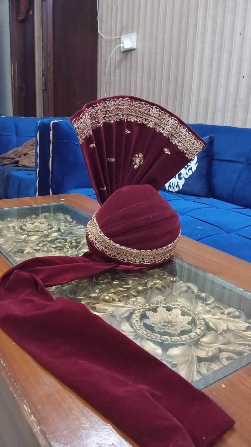 Maroon Kulla 2
