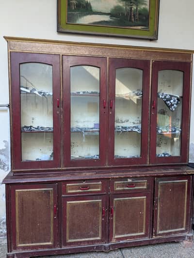 Showcase 10/8 condition urgent sale