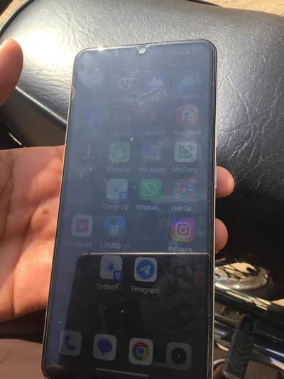 realme c61 6/128.  DBA charger and 1 year warranty 03019094191 watspp