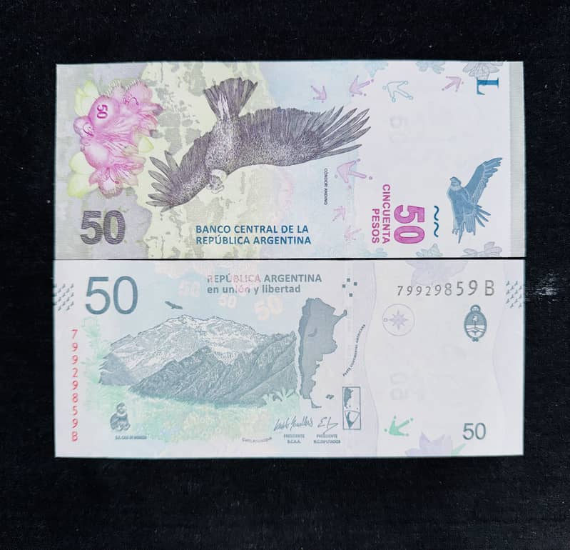 Banknotes / currency notes 8