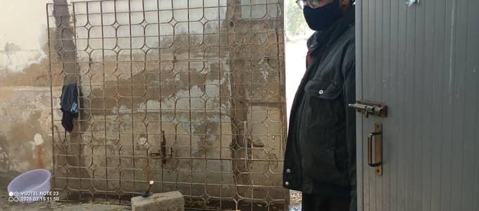 loha ka jaal Wala darwaza . mazboot