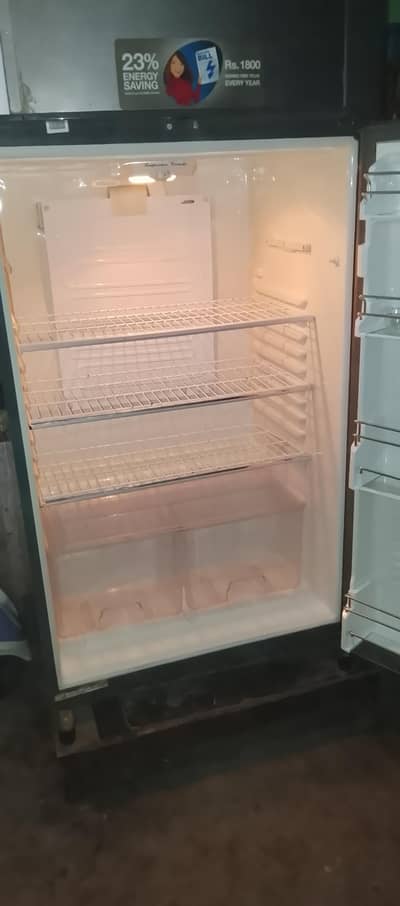 “Dawlance Double Door Fridge full . ,Condition – Bilkul Working”