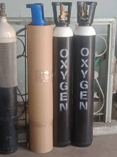 Oxygen Gas Cylinder – Full Tank Available
