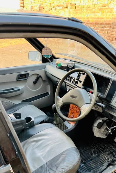 Suzuki Mehran VX 2012