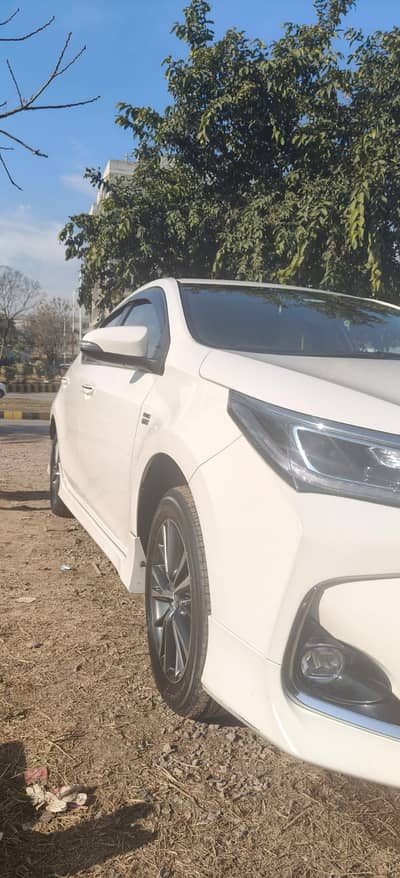 Toyota Corolla Altis Grande 1.8 2021 | Fully Original | Low Mileage