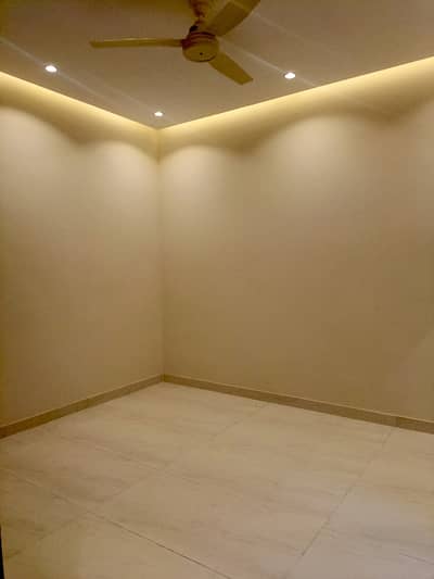 Tariq Garden 5 marla lower portion available for rent