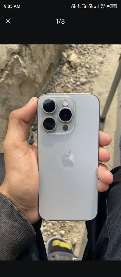 IPHONE 15 PRO Natural Titanium