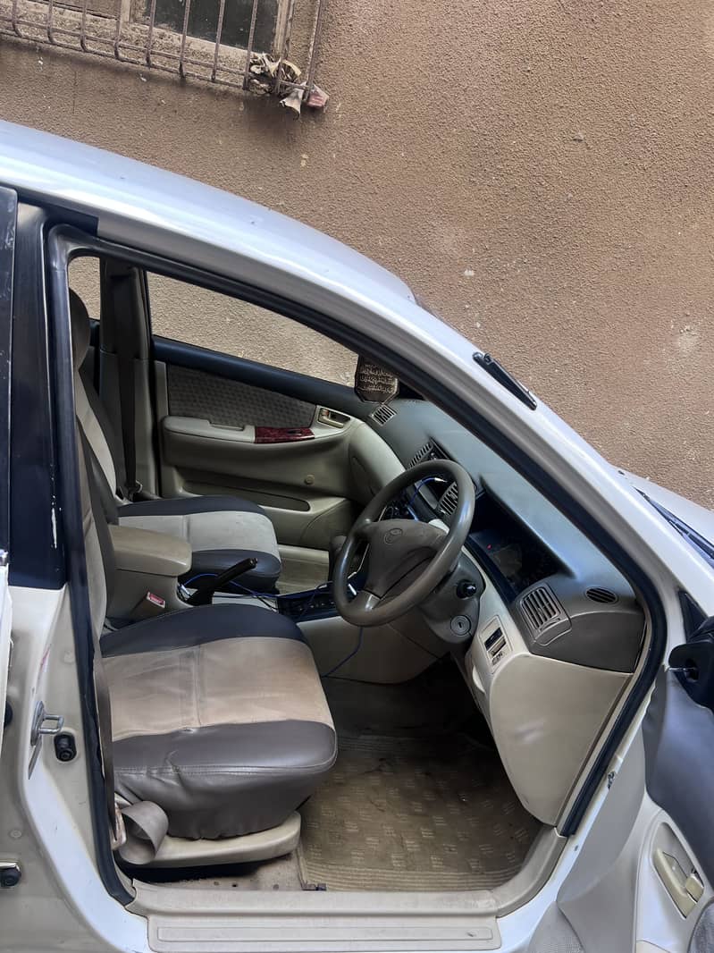 Corolla 2004 automatic 7