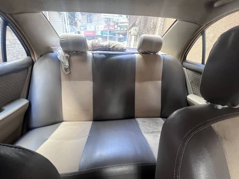 Corolla 2004 automatic 11