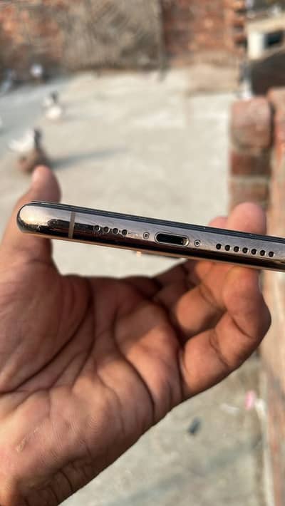 I phone 11 pro max official  pta approve dual sim