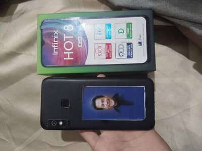 Infinix Hot 8 3+32 GB With Box