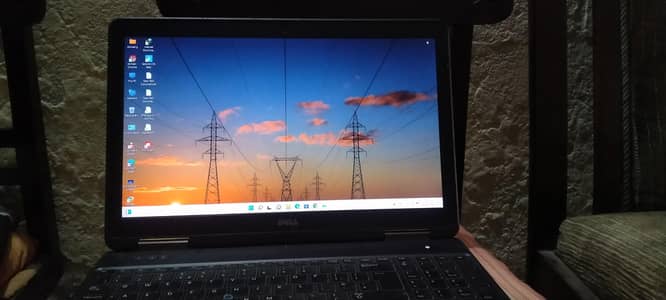 Core i5 4th Generation  2GB Graphic Card