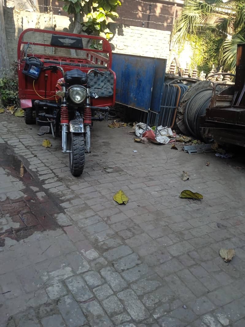 پرانے لوڈر رکشے برائے فروخت 0