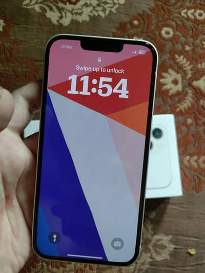 iPhone 13 Brand New Condition with box