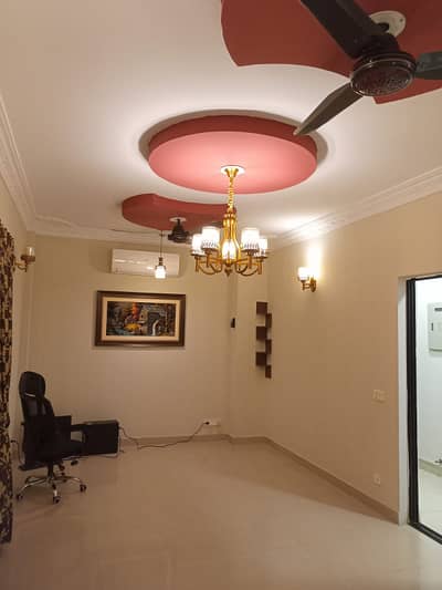10th Floor Corner Flat Millennium Askari Facing 3 Bed DD 1800 Square Feet Leased Flat For Sale In Saima Mall And Residency, Gulshan-E-Iqbal, Block 10-A