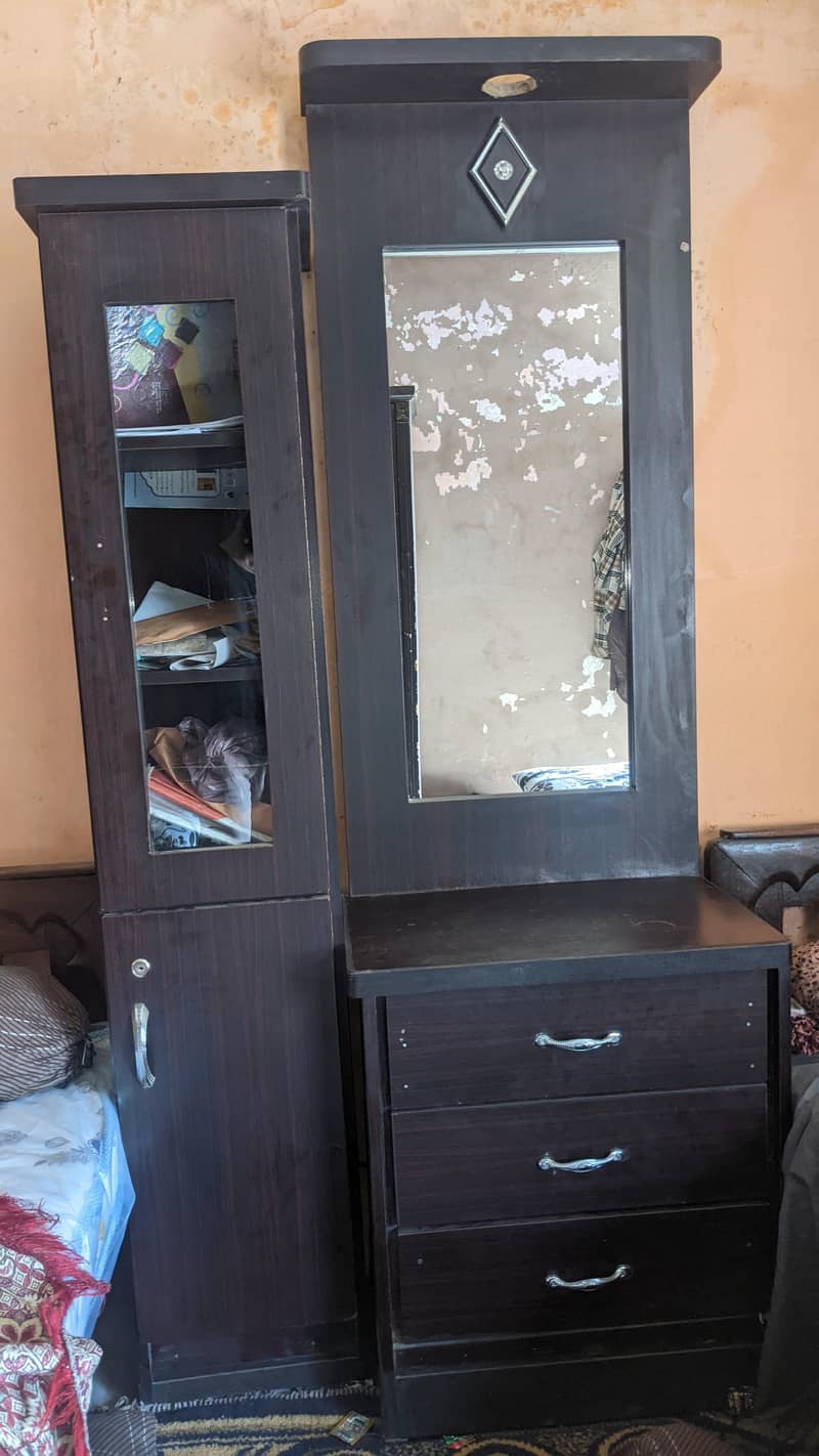 dressing table 1
