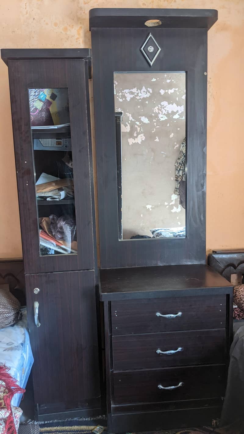 dressing table 2