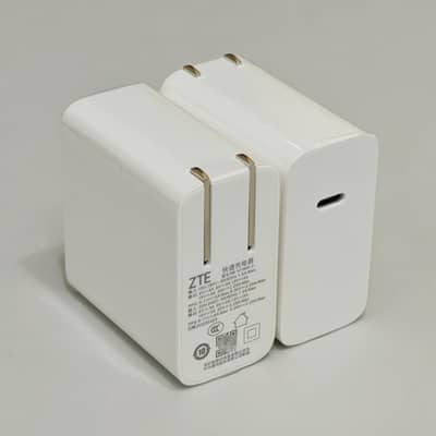 ZTE Nubia 66w type C charger