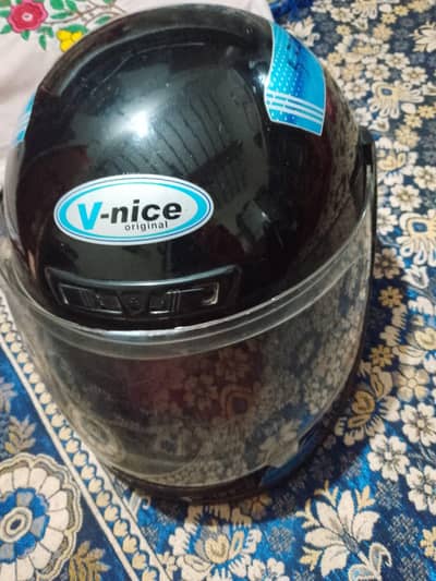 V-Nice black Helmet