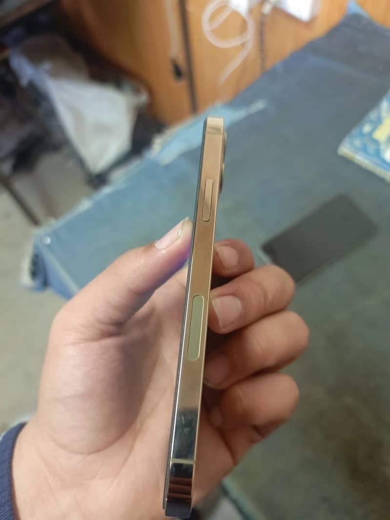 iPhone 12pro 1