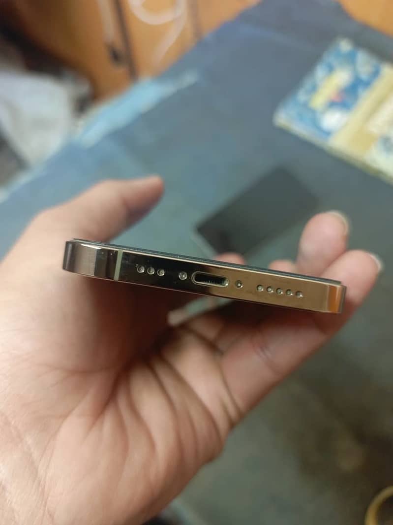iPhone 12pro 2