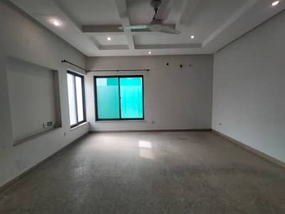 1 Kanal Upper Portion Available For Rent In DHA