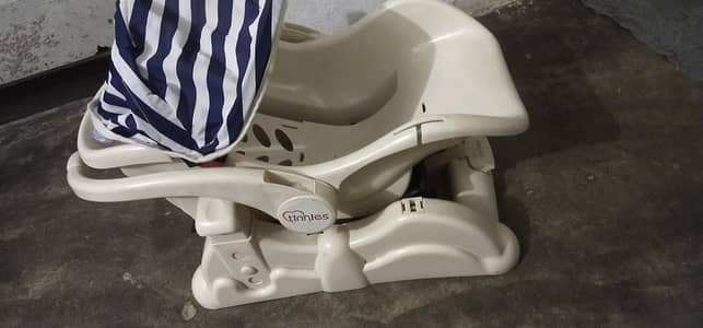 new born to 2yrs babby jhula plus cary buket 2 in 1 imported ha