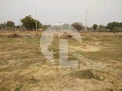 1 kanal Plot For Sale Direct Approch 150Feet Road