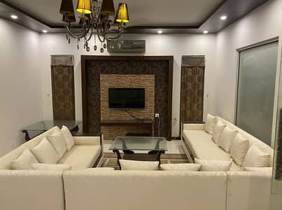 INDEPENDENT ALMOST BRAND NEW 01 KANAL UPPER PORTION LOWER PORTION LOCKED AVAILABLE FOR RENT AT VERY HOT LOCATION